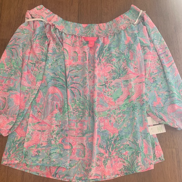 Lilly Pulitzer Maryellen Off-The-Shoulder Top
SZ M Bali Blue Spotted on Worth - Picture 11 of 13